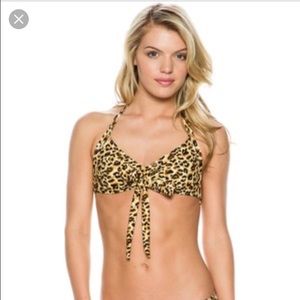 NWOT Animal Print Bikini Top